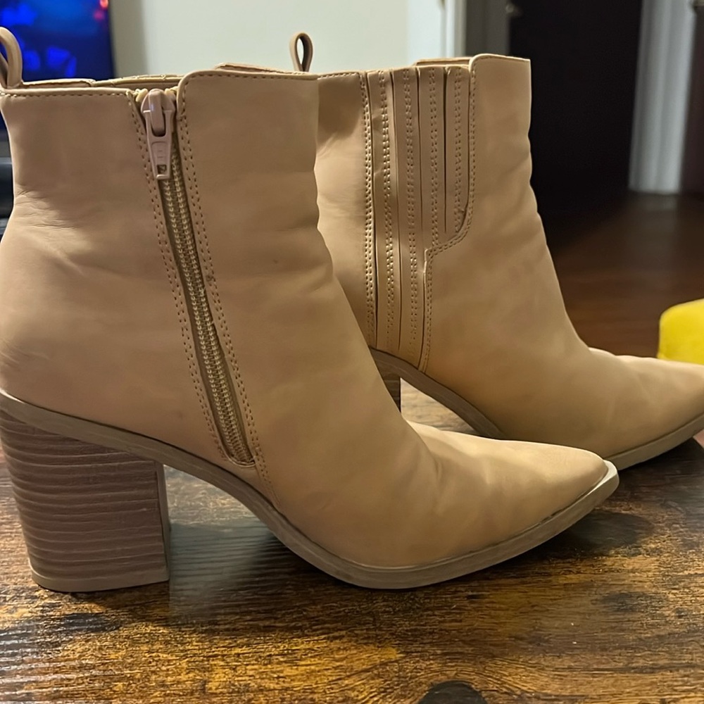 Universal Thread Ankle Boots
